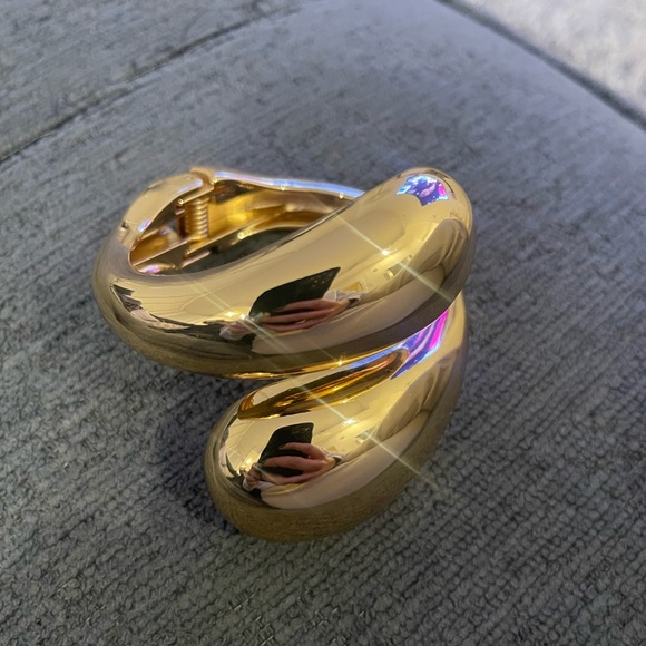 Zara Gold Bangle - Picture 2 of 3